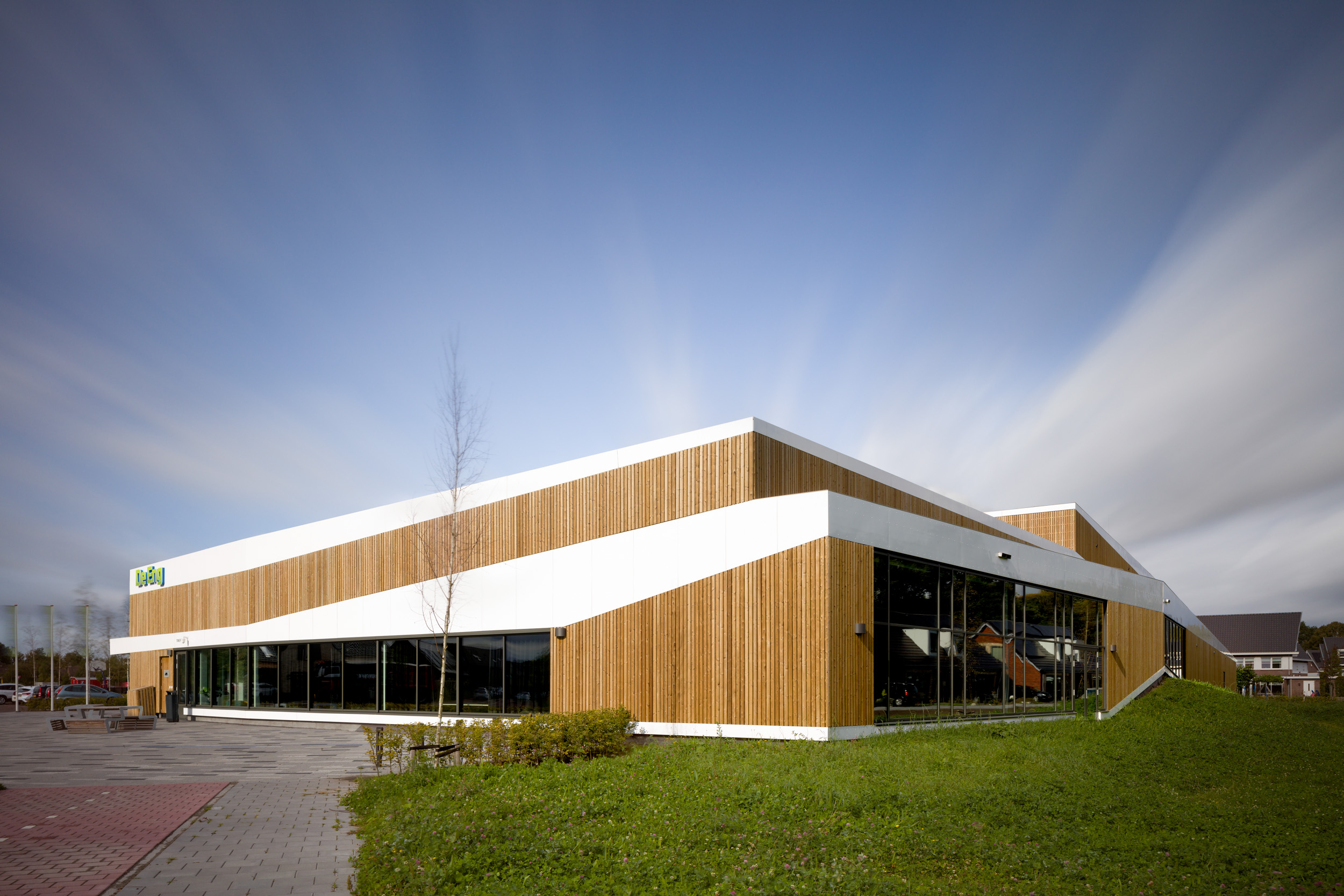 Multifunctioneel ontmoetingscentrum De Eng