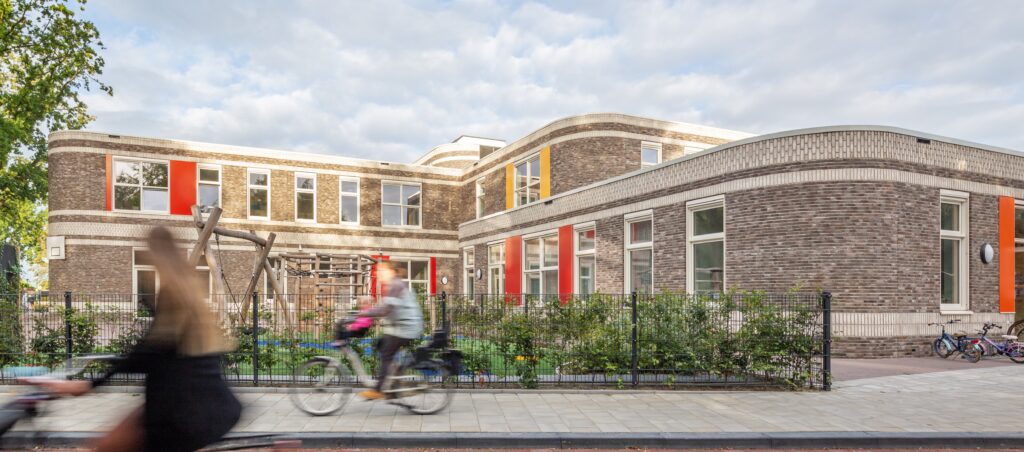Kindcentrum Kadans Vroomshoop opgeleverd
